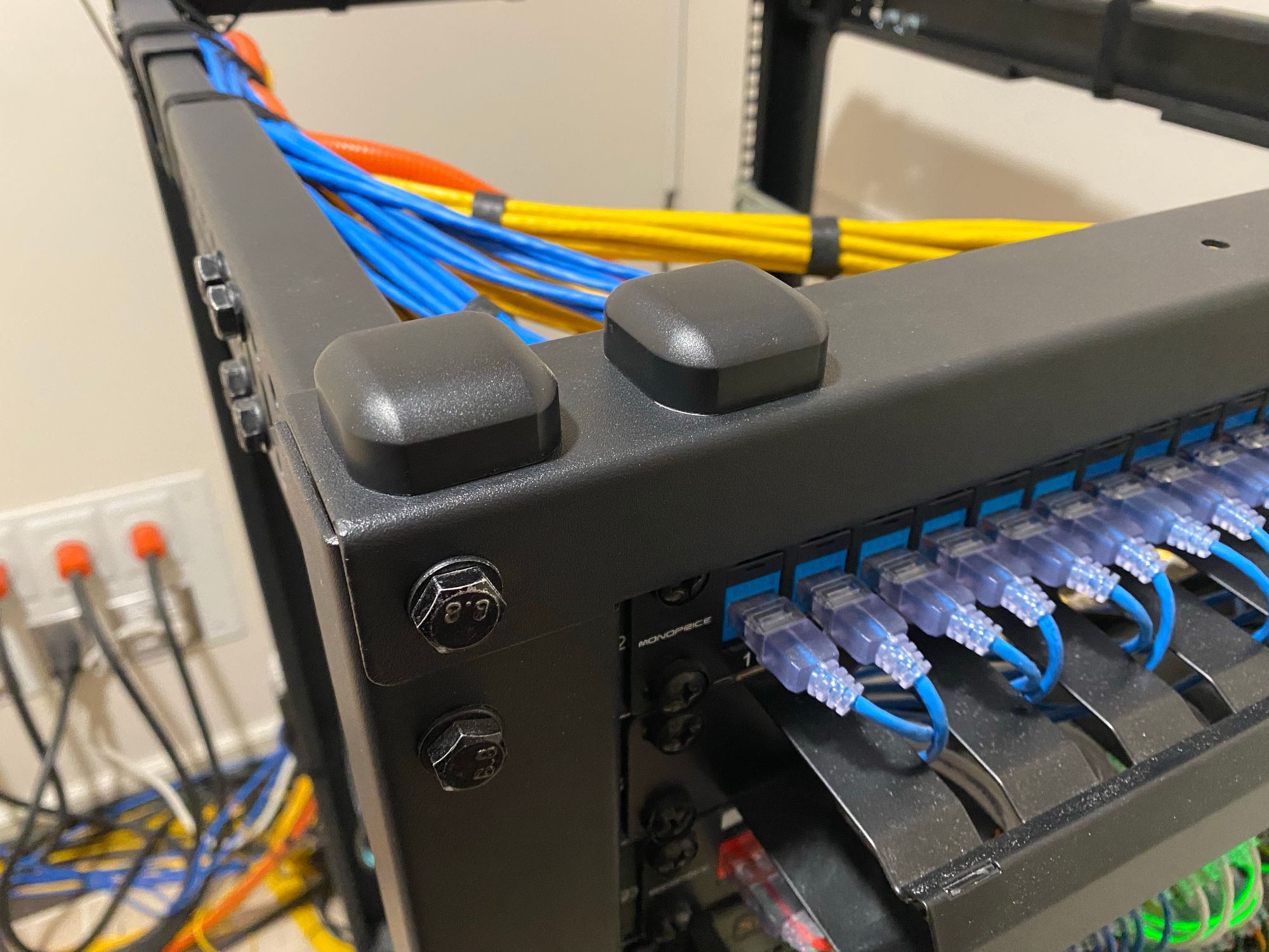 My first dive into home networking and patch panels. : r/HomeNetworking